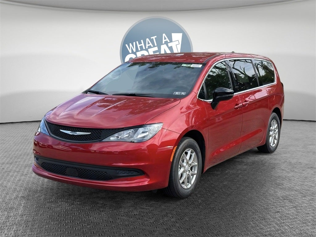 2026 Chrysler Voyager LX
