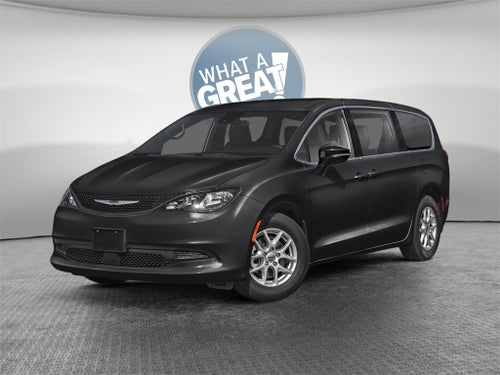 2026 Chrysler Voyager LX