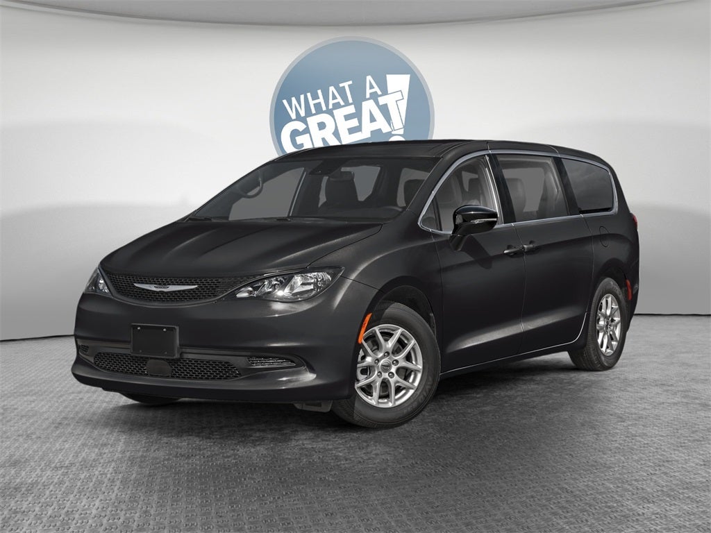 2026 Chrysler Voyager LX