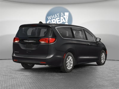 2026 Chrysler Voyager LX