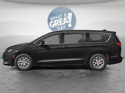 2026 Chrysler Voyager LX