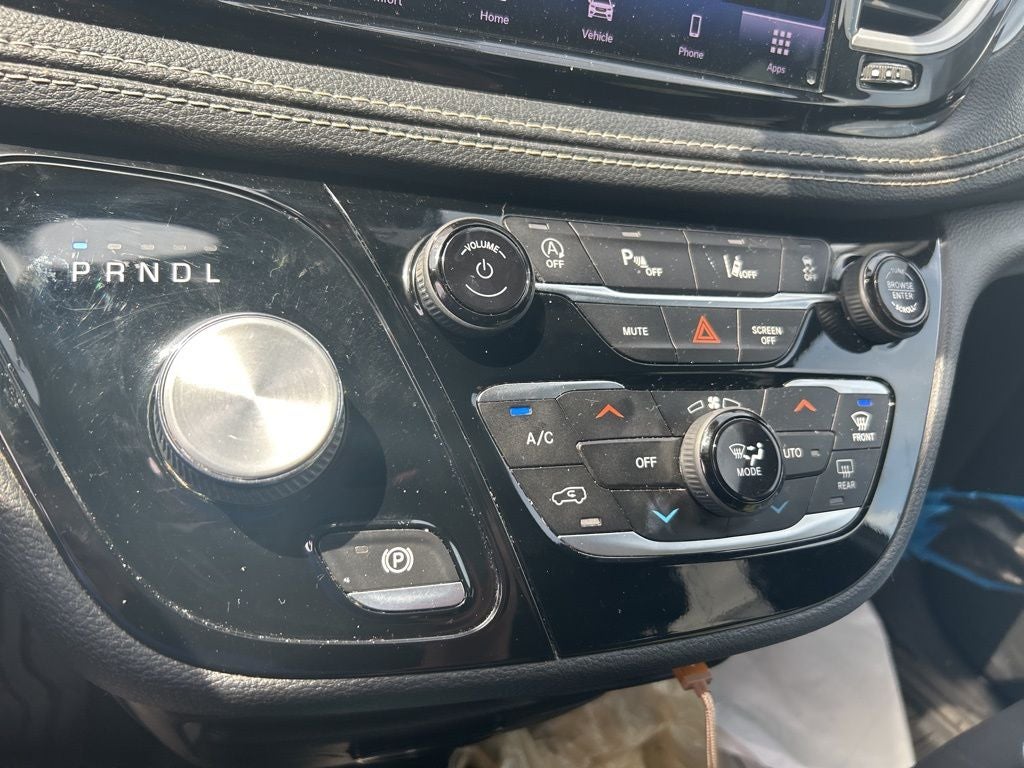 2021 Chrysler Pacifica Touring