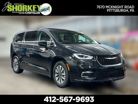 2023 Chrysler Pacifica Hybrid Touring L in North Huntingdon, PA - Jim Shorkey Auto Group