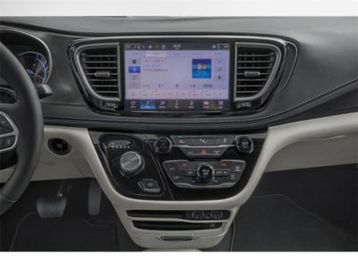 2024 Chrysler Pacifica Select