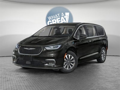 2024 Chrysler Pacifica Select