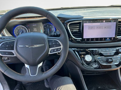 2023 Chrysler Pacifica Pinnacle