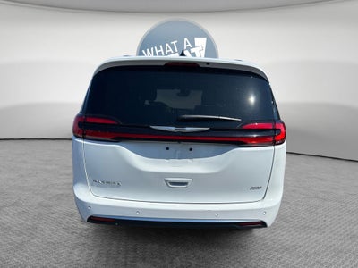 2023 Chrysler Pacifica Pinnacle