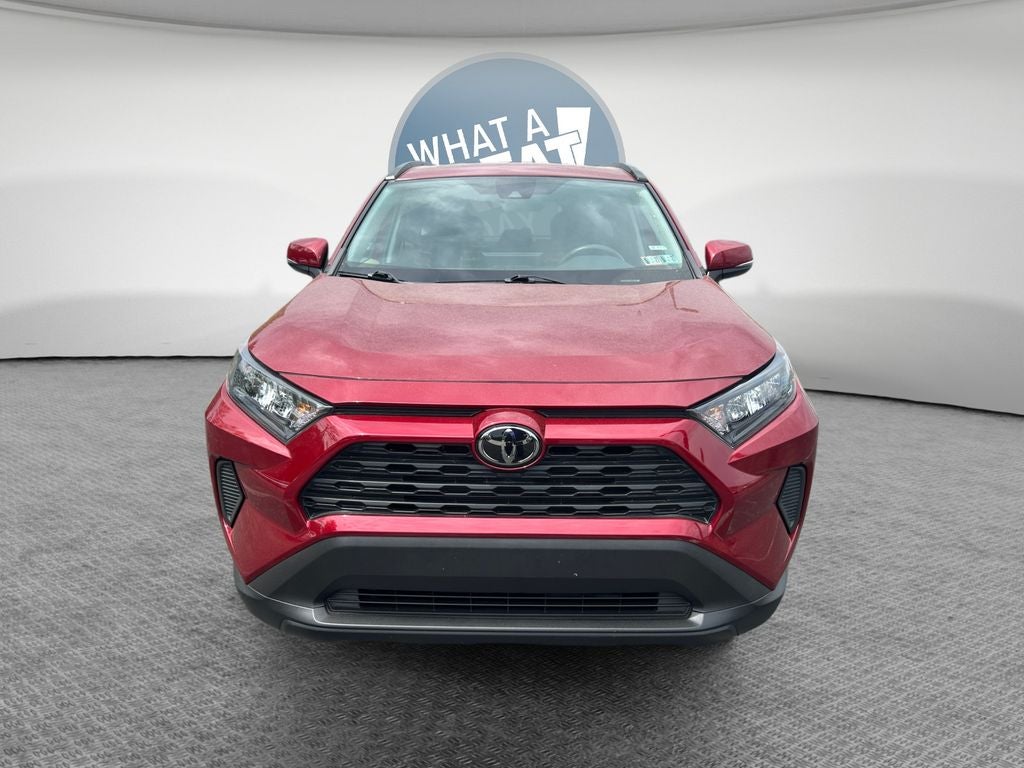 2020 Toyota RAV4 LE