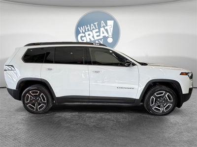 2026 Jeep Cherokee Laredo