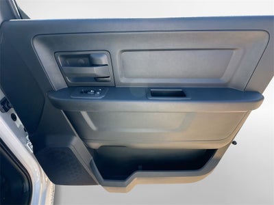 2026 RAM 3500 Tradesman DRW 4x4 / 6.7L Diesel / 60" CA Chassis