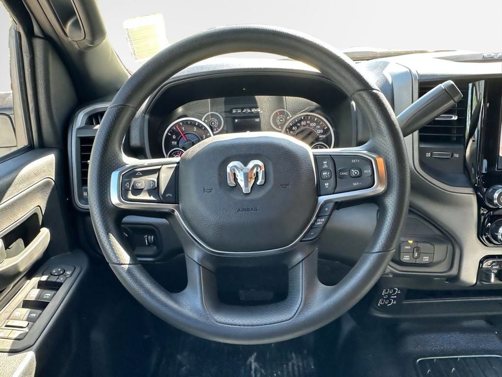 2026 RAM 3500 Tradesman DRW 4x4 / 6.7L Diesel / 60" CA Chassis