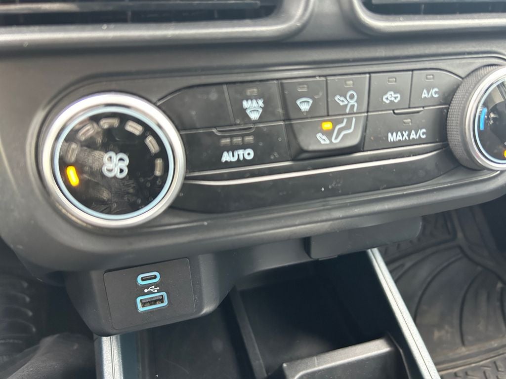 2023 Ford Maverick XL