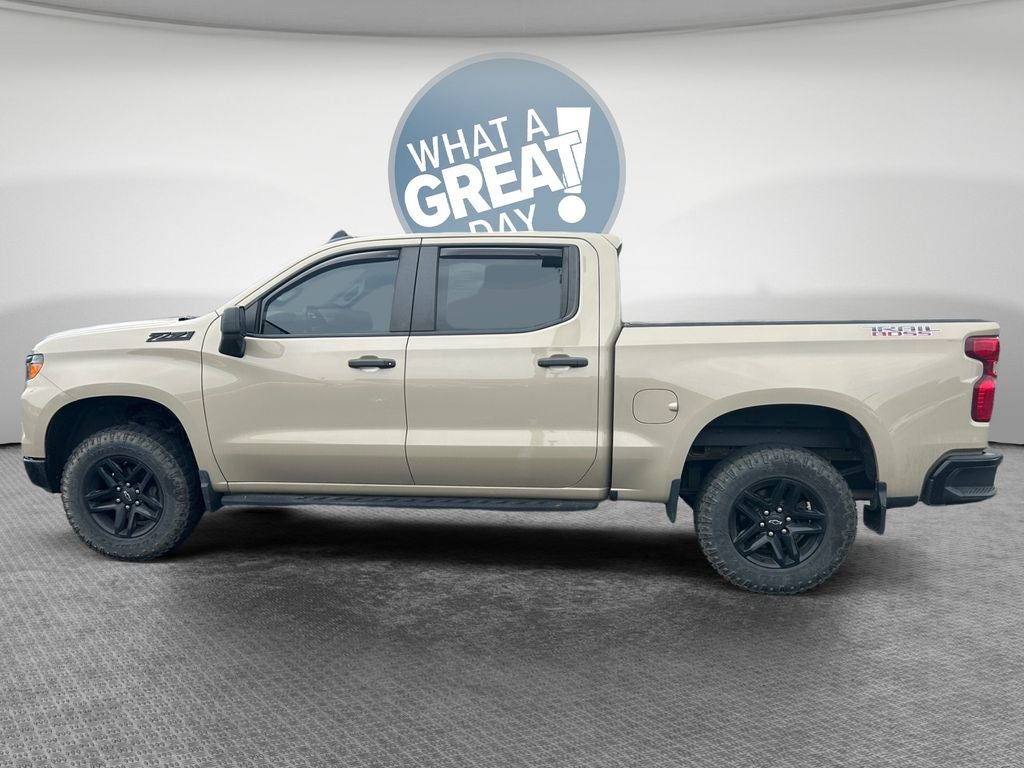 2022 Chevrolet Silverado 1500 4WD Crew Cab Short Bed Custom Trail Boss