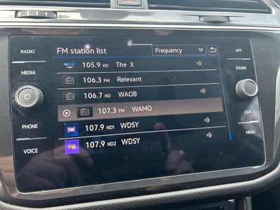 2024 Volkswagen Tiguan 2.0T SE