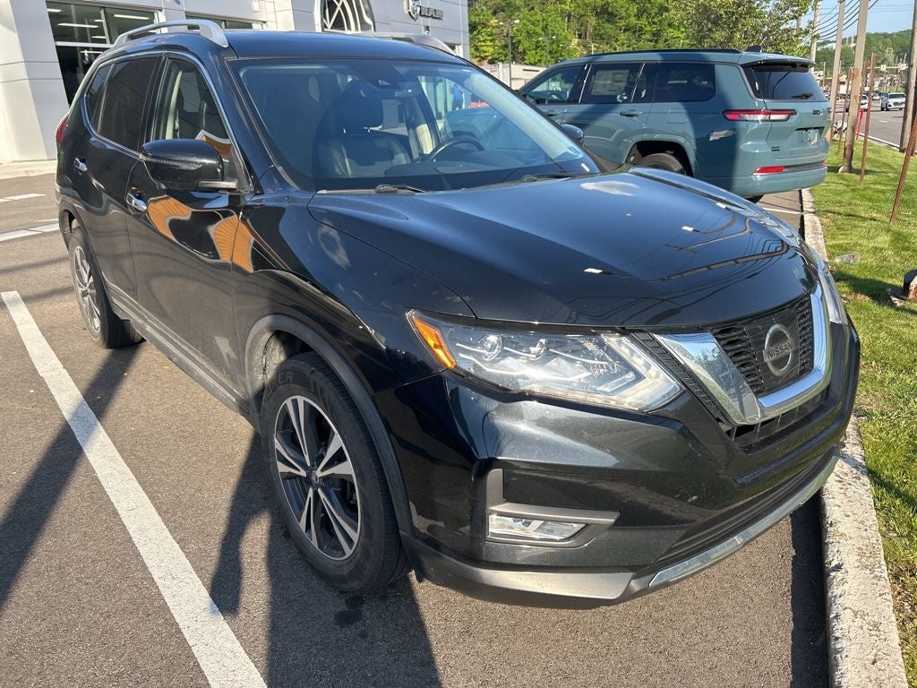 2017 Nissan Rogue SL