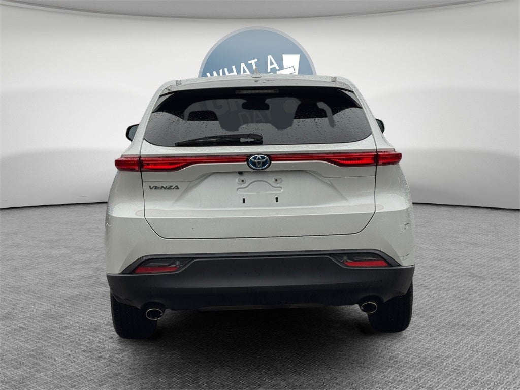 2023 Toyota Venza LE