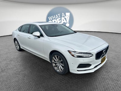 2018 Volvo S90 T6 Momentum