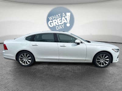2018 Volvo S90 T6 Momentum