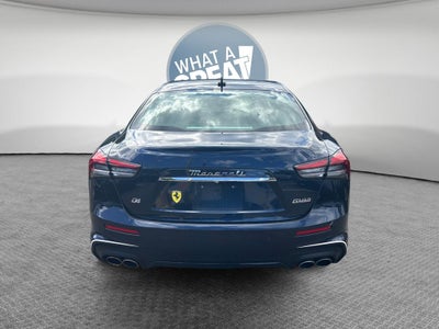 2022 Maserati Ghibli Modena Q4