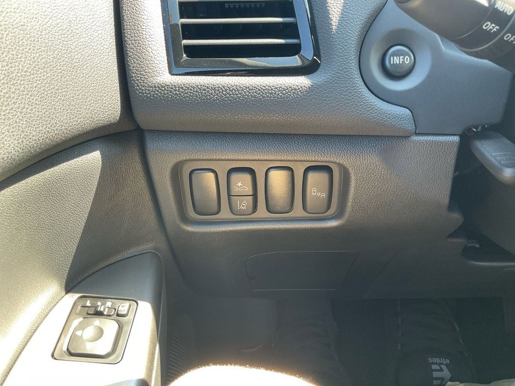 2025 Mitsubishi Outlander Sport SEL