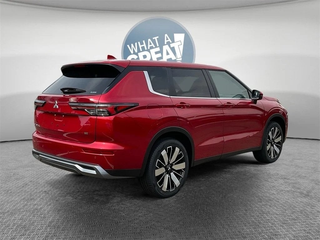 2025 Mitsubishi Outlander SE