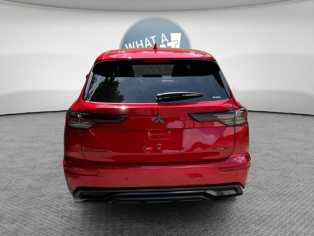 2026 Mitsubishi Outlander LE