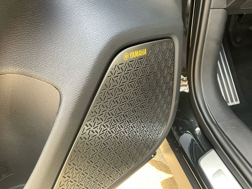 2025 Mitsubishi Outlander Platinum Edition