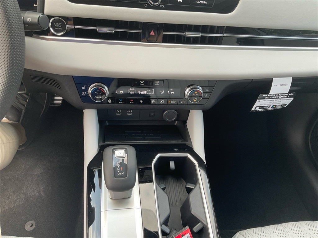 2025 Mitsubishi Outlander SEL