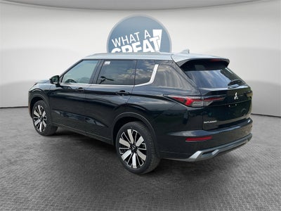 2025 Mitsubishi Outlander SEL