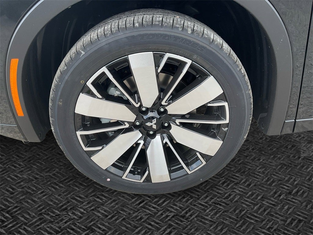 2025 Mitsubishi Outlander SEL