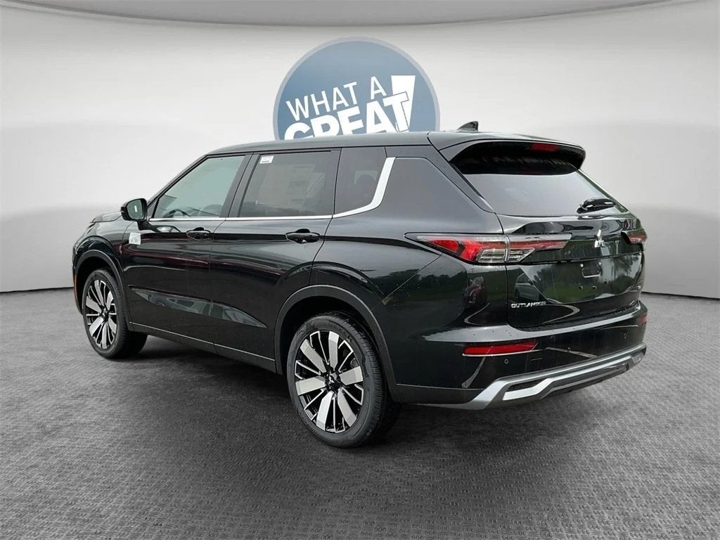 2025 Mitsubishi Outlander SEL