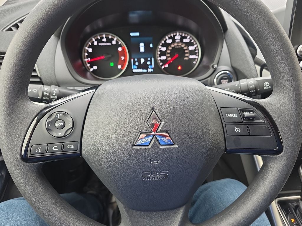 2026 Mitsubishi Eclipse Cross LE