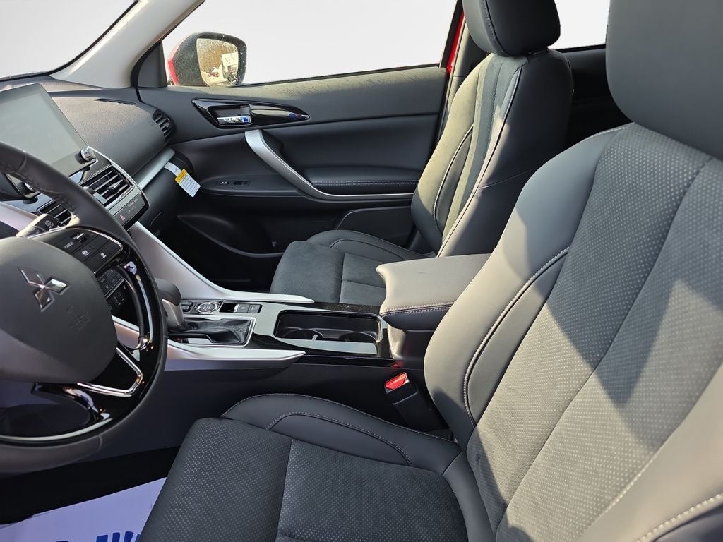 2026 Mitsubishi Eclipse Cross Base