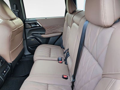 2025 Mitsubishi Outlander SEL