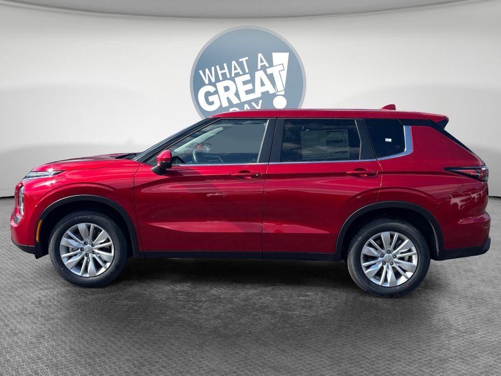 2026 Mitsubishi Outlander ES