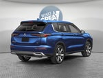 2025 Mitsubishi Outlander Base