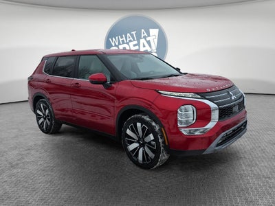 2026 Mitsubishi Outlander Base