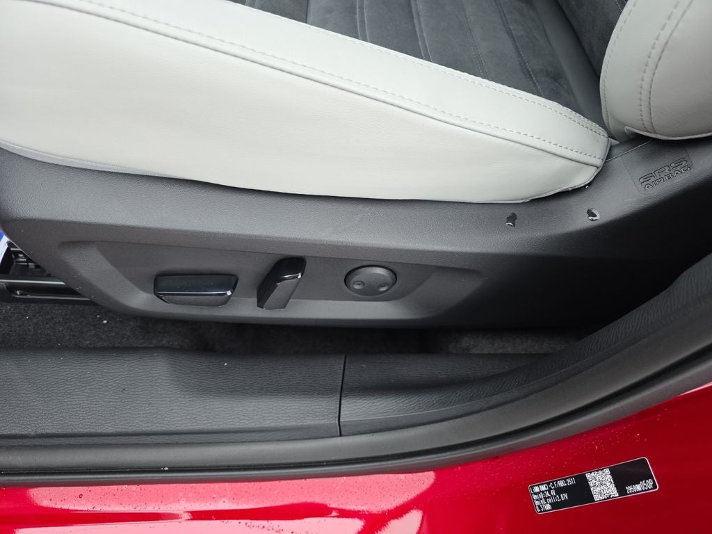 2026 Mitsubishi Outlander Base