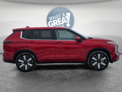 2026 Mitsubishi Outlander Base