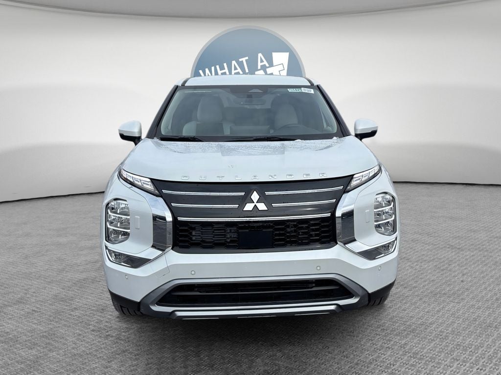 2026 Mitsubishi Outlander Base