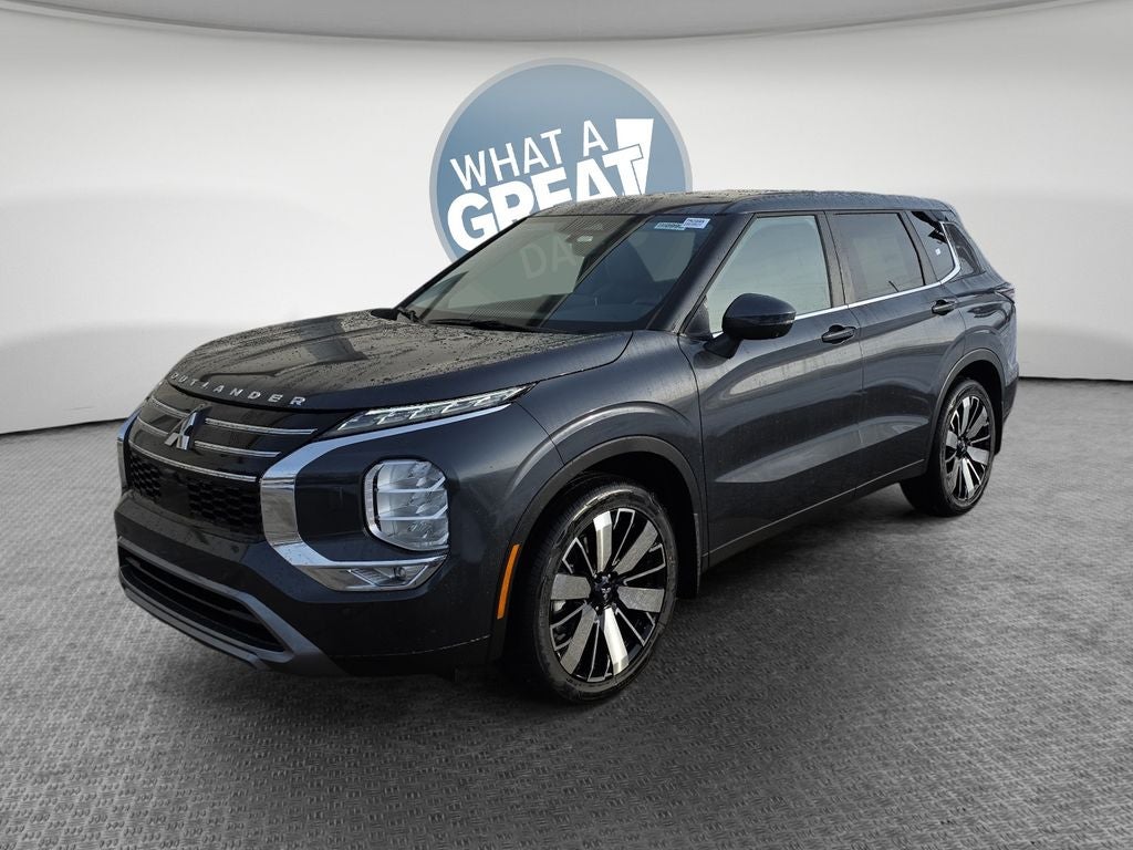 2026 Mitsubishi Outlander Base