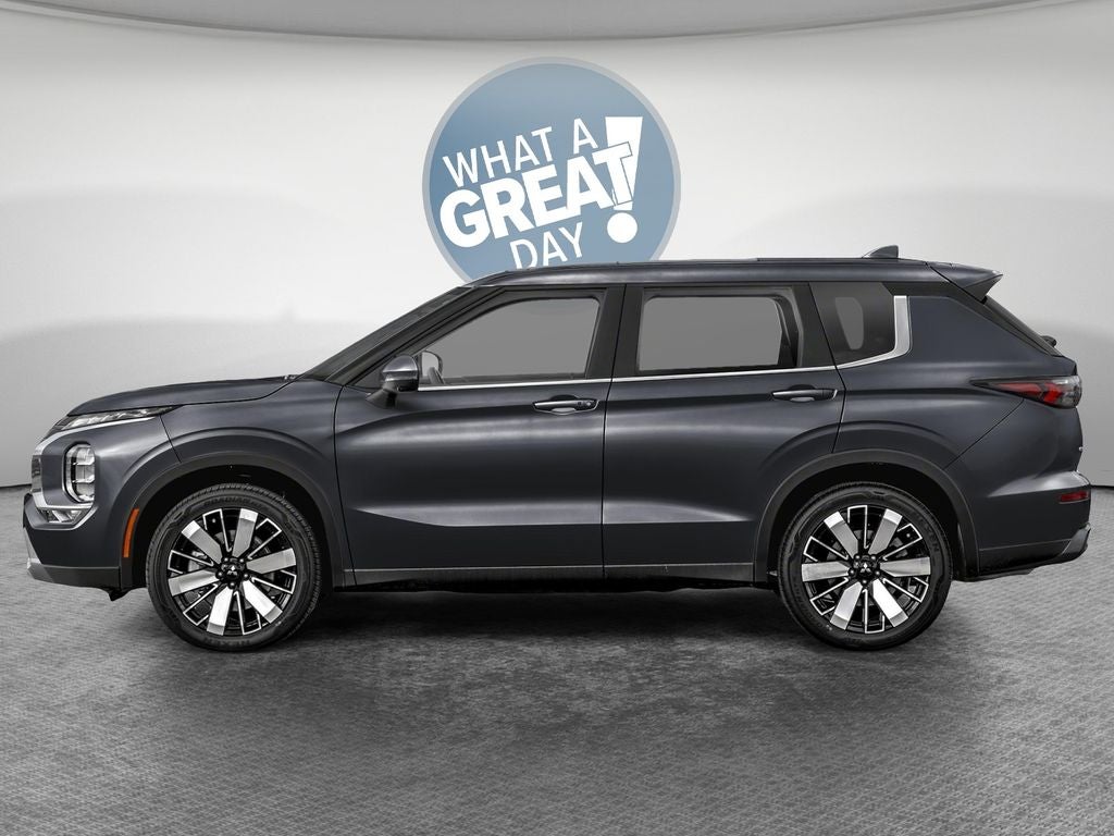 2026 Mitsubishi Outlander LE