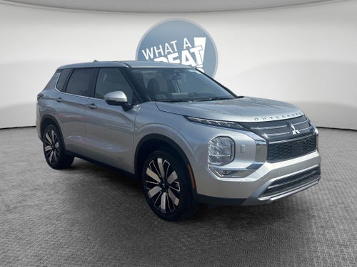 2026 Mitsubishi Outlander Base
