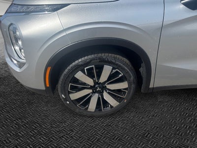 2026 Mitsubishi Outlander Base