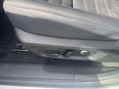 2026 Mitsubishi Outlander Base