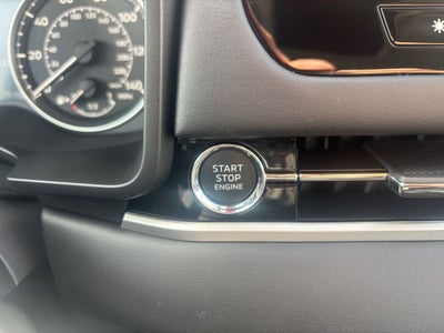 2026 Mitsubishi Outlander Base