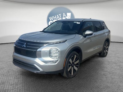 2026 Mitsubishi Outlander Base