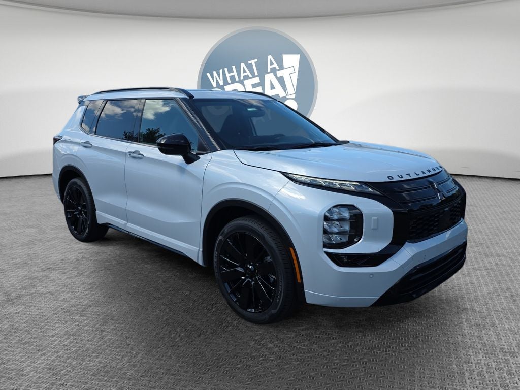2026 Mitsubishi Outlander Base