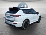 2026 Mitsubishi Outlander Base