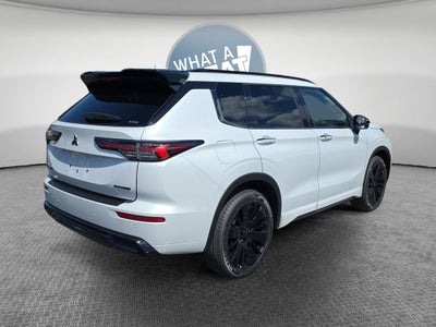 2026 Mitsubishi Outlander Base